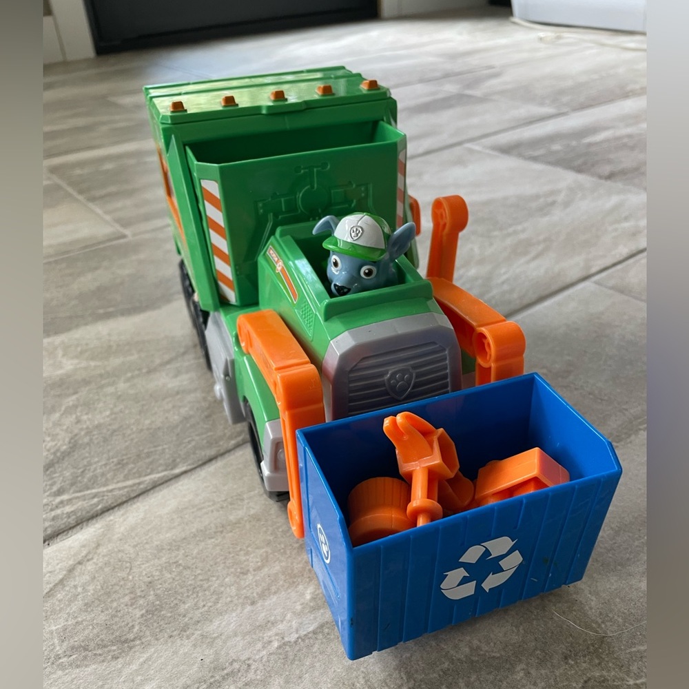 Paw Patrol Rocky